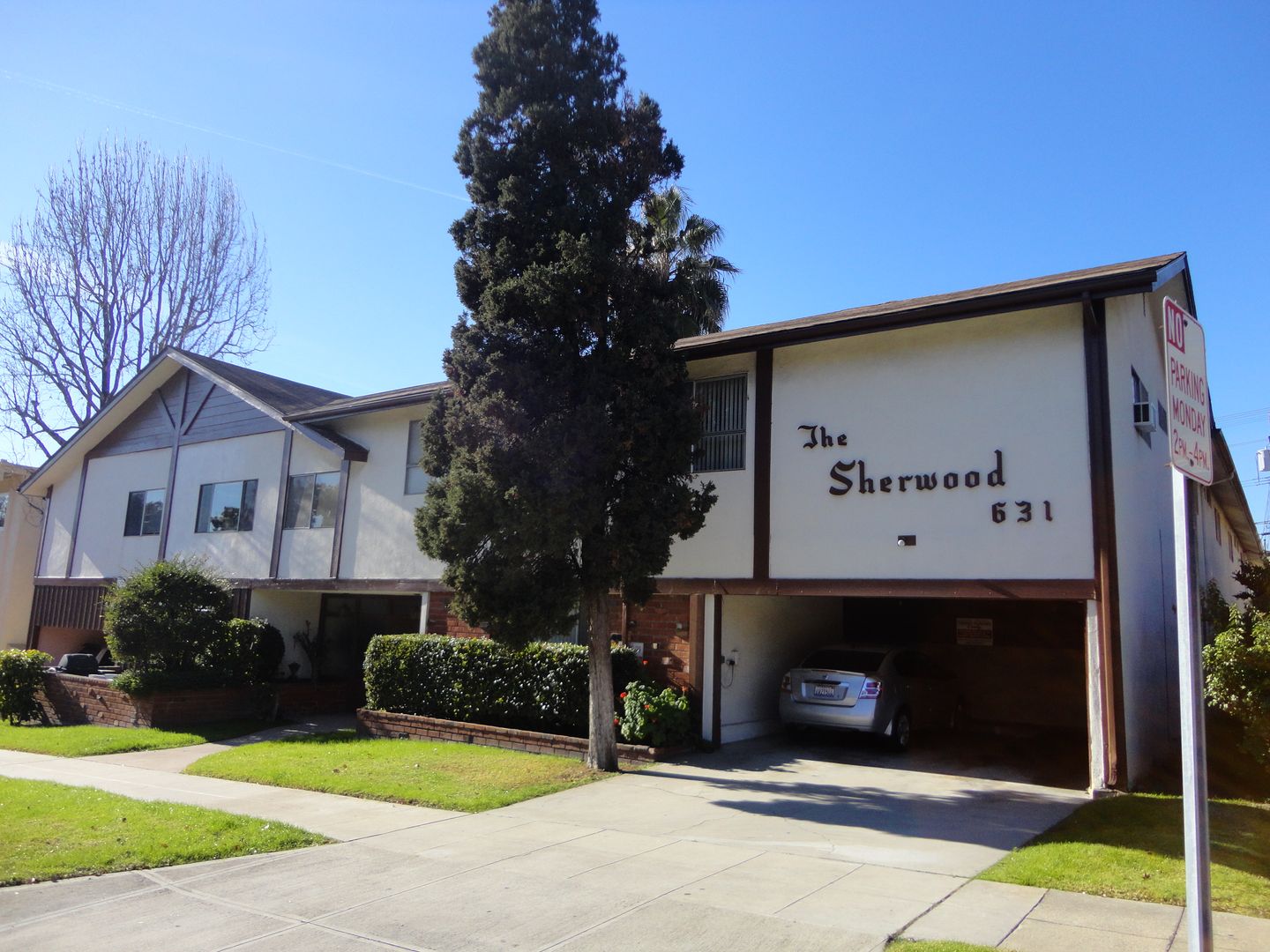 Burbank Apartment: 631 E. Verdugo Ave.