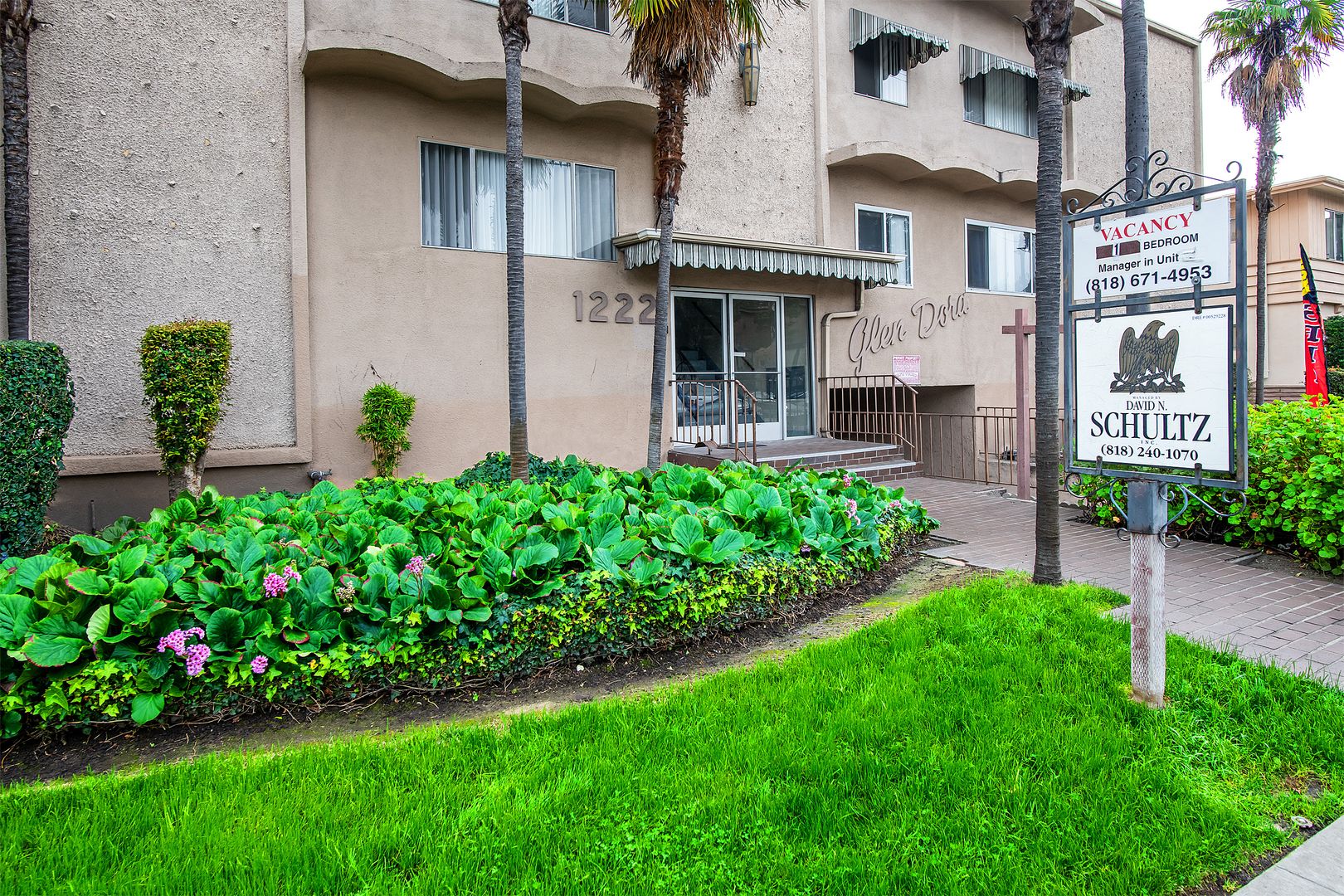 Glendale Apartment: 1222 E. Lexington Dr.