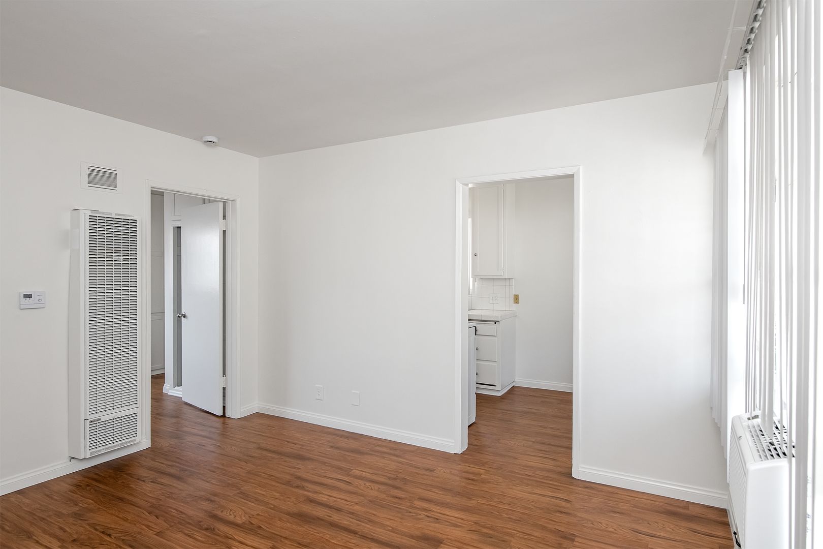 Glendale Apartment: 650 W. Wilson Ave.