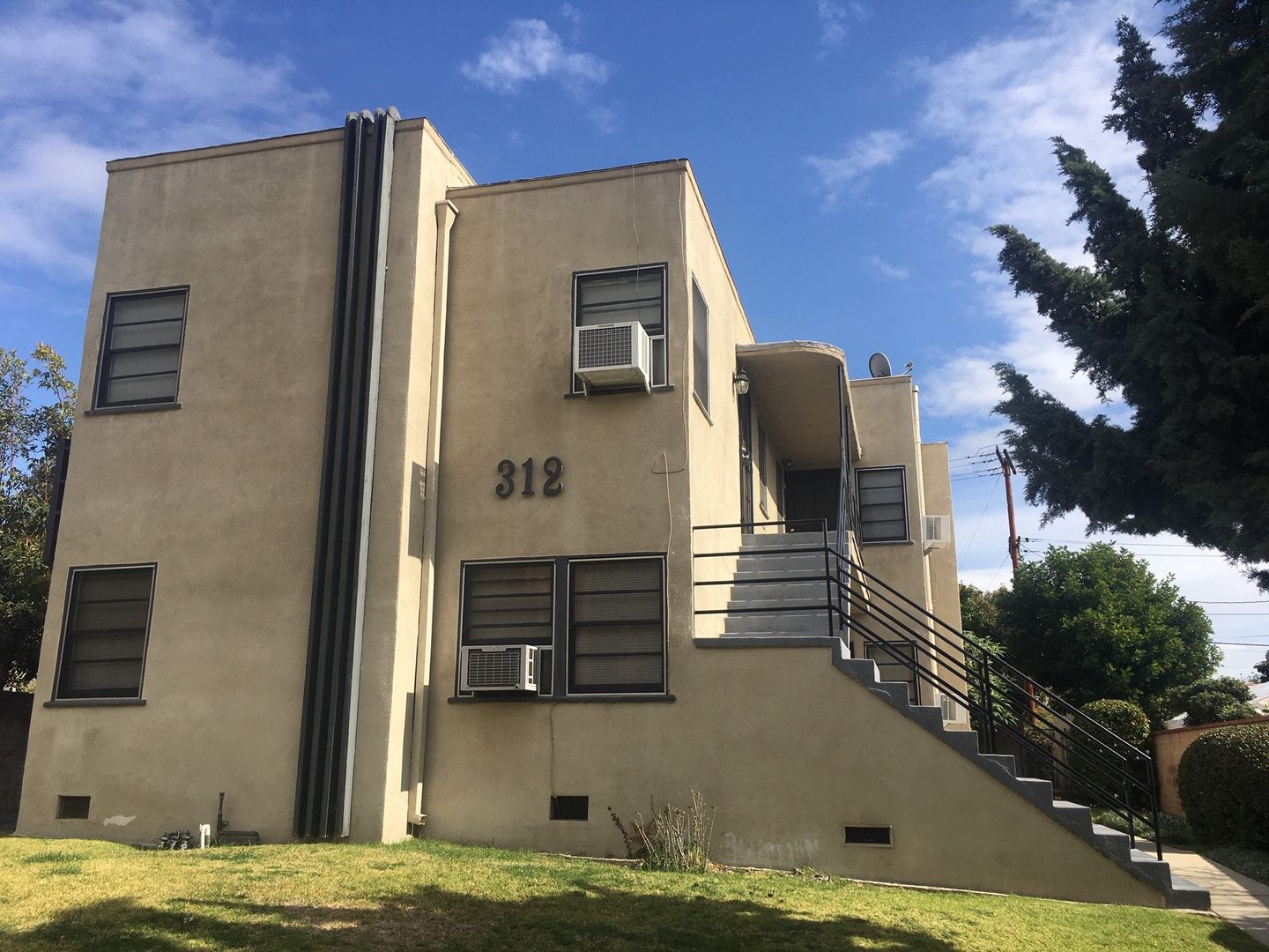 Glendale Apartment: 312 Porter Street