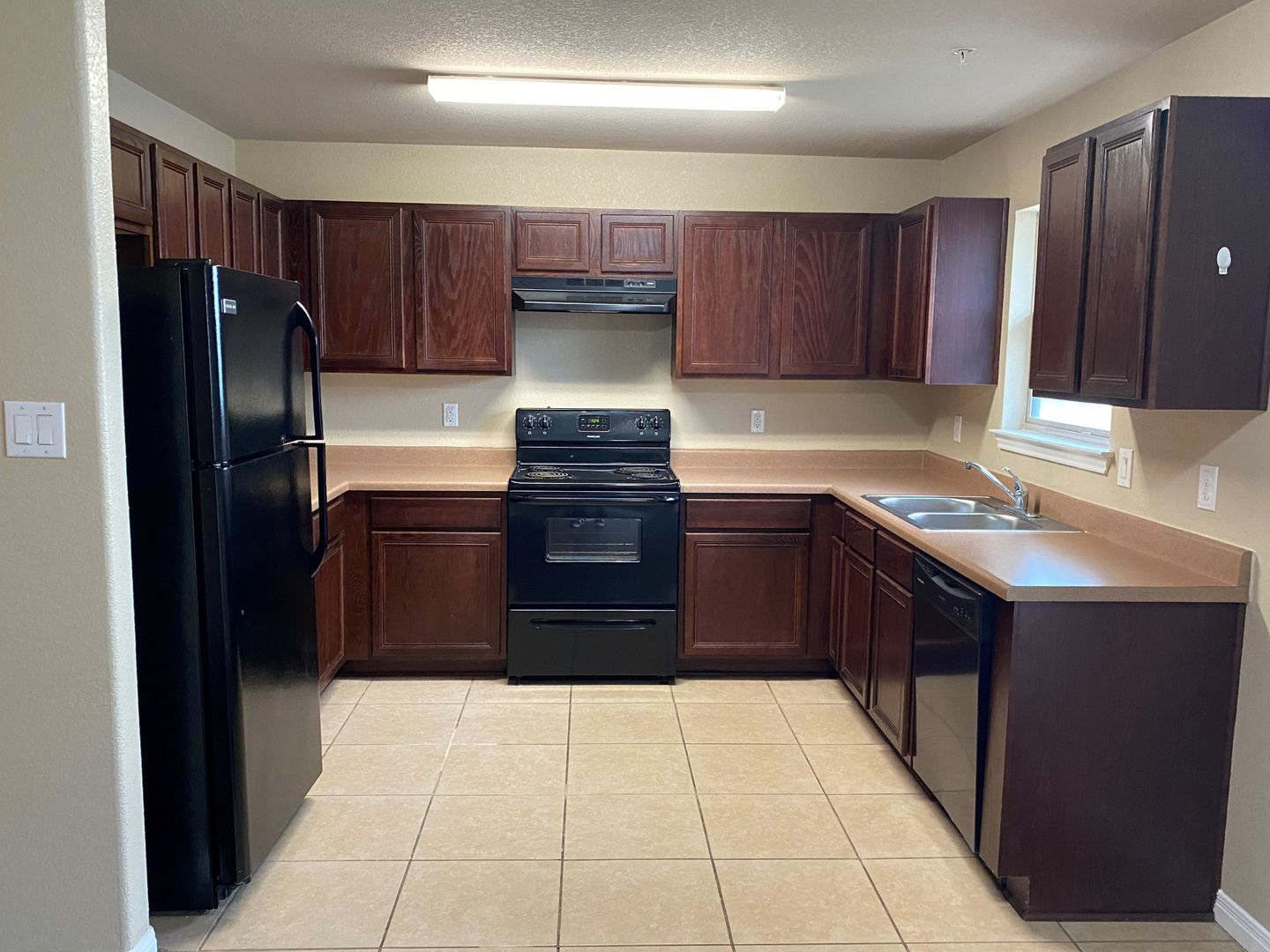 San Antonio Apartment: 14815 Judson Rd