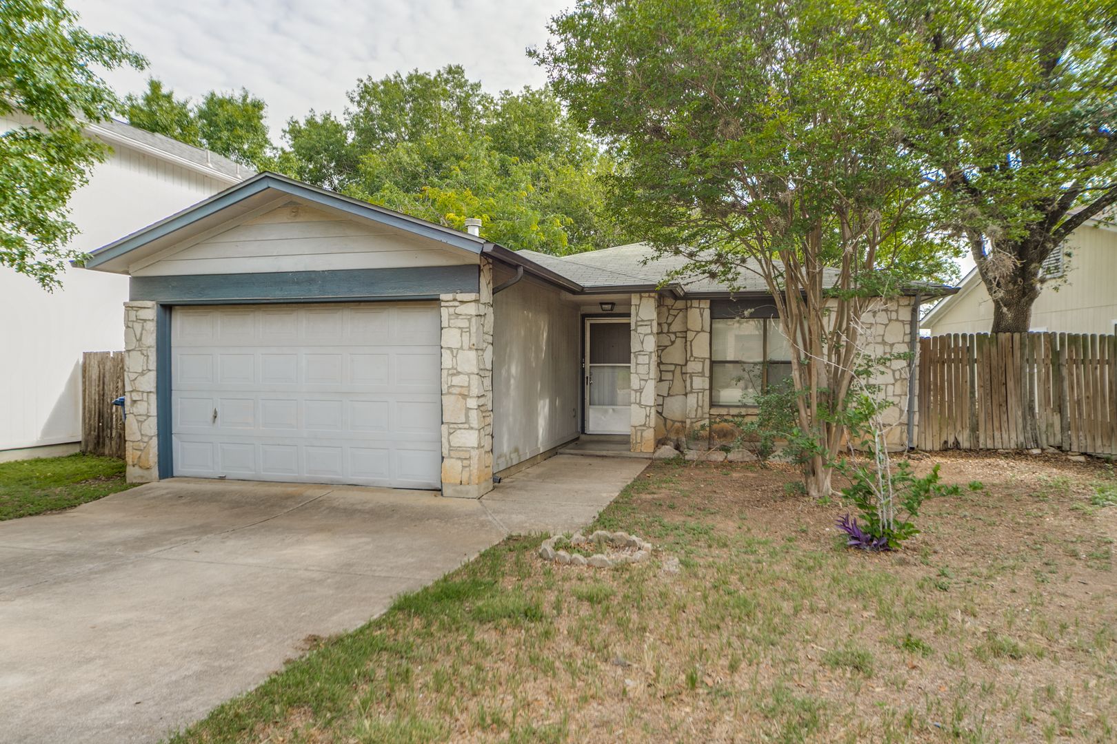 San Antonio House: 7359 Corian Park Dr