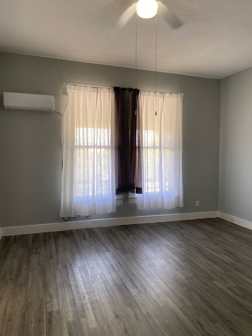 San Antonio Apartment: 1318 Willow St