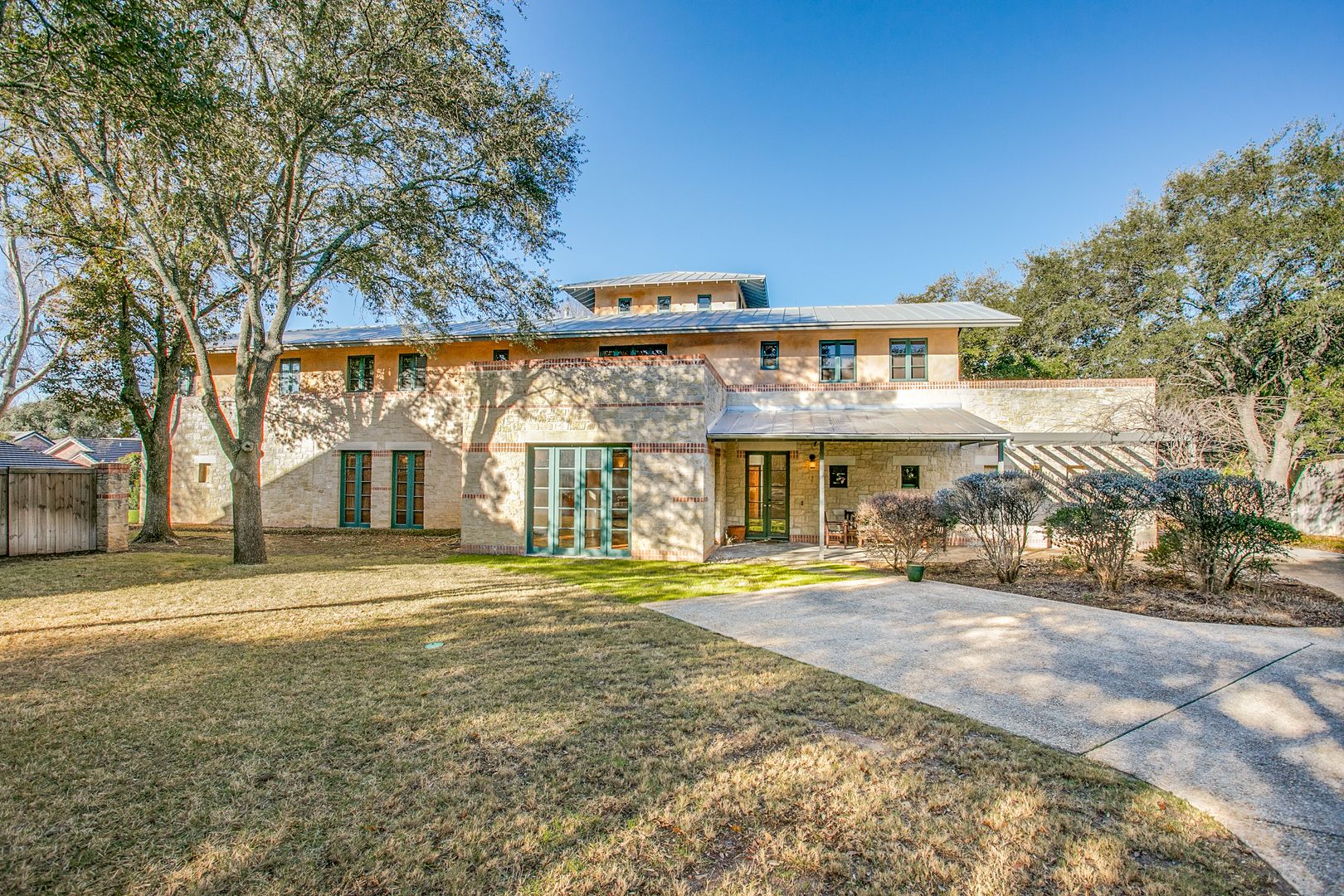 San Antonio House: 2 Laurel Pl