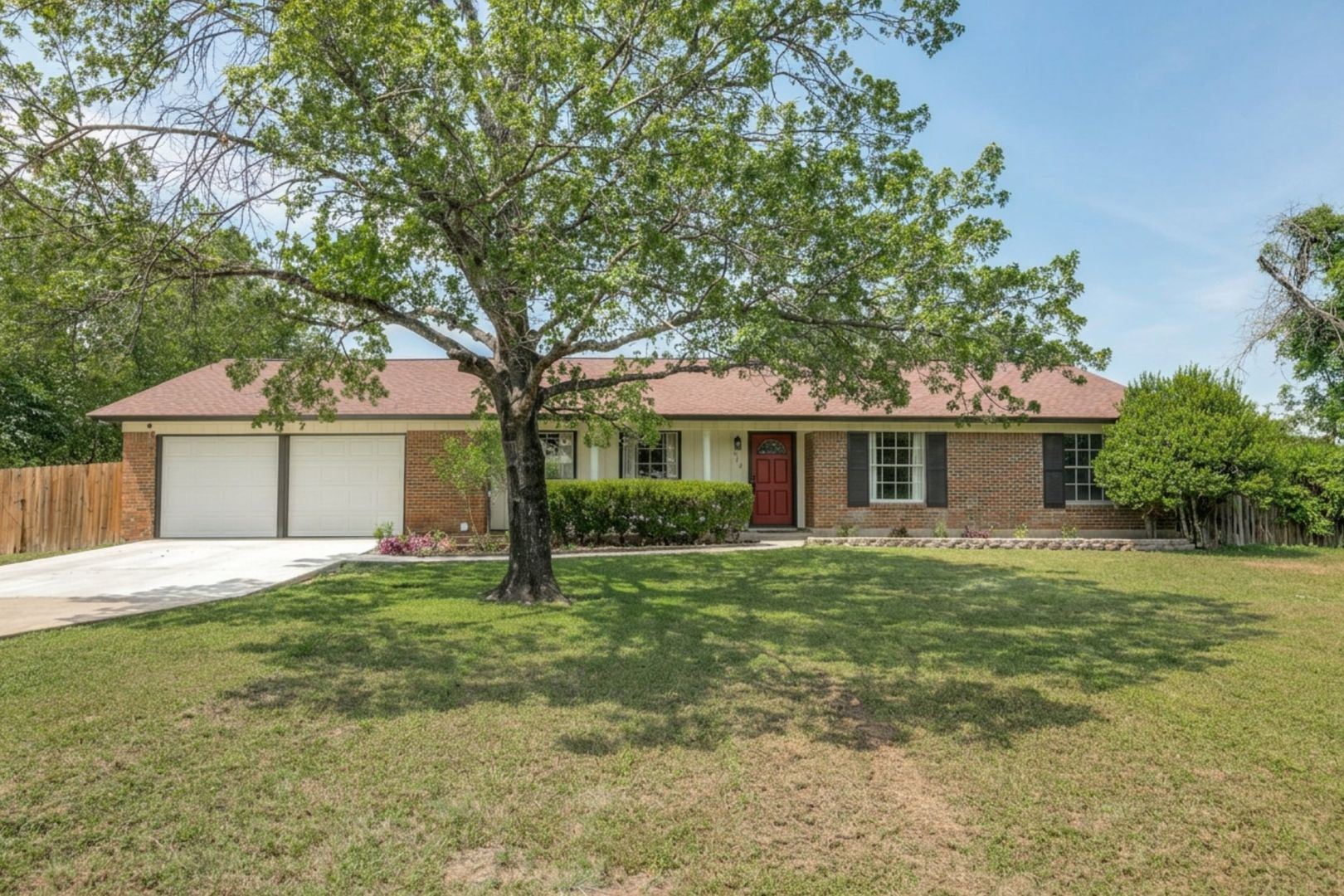 San Antonio House: 715 E Sunshine Dr