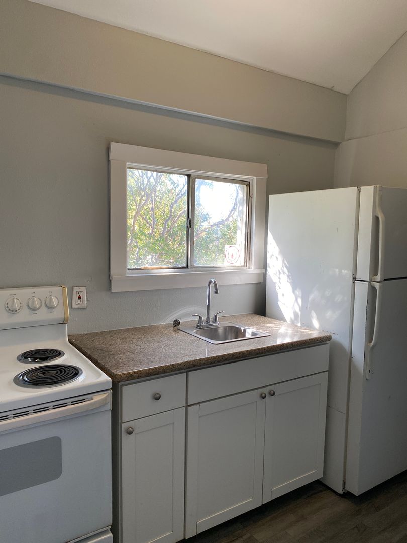 San Antonio Apartment: 1318 Willow St