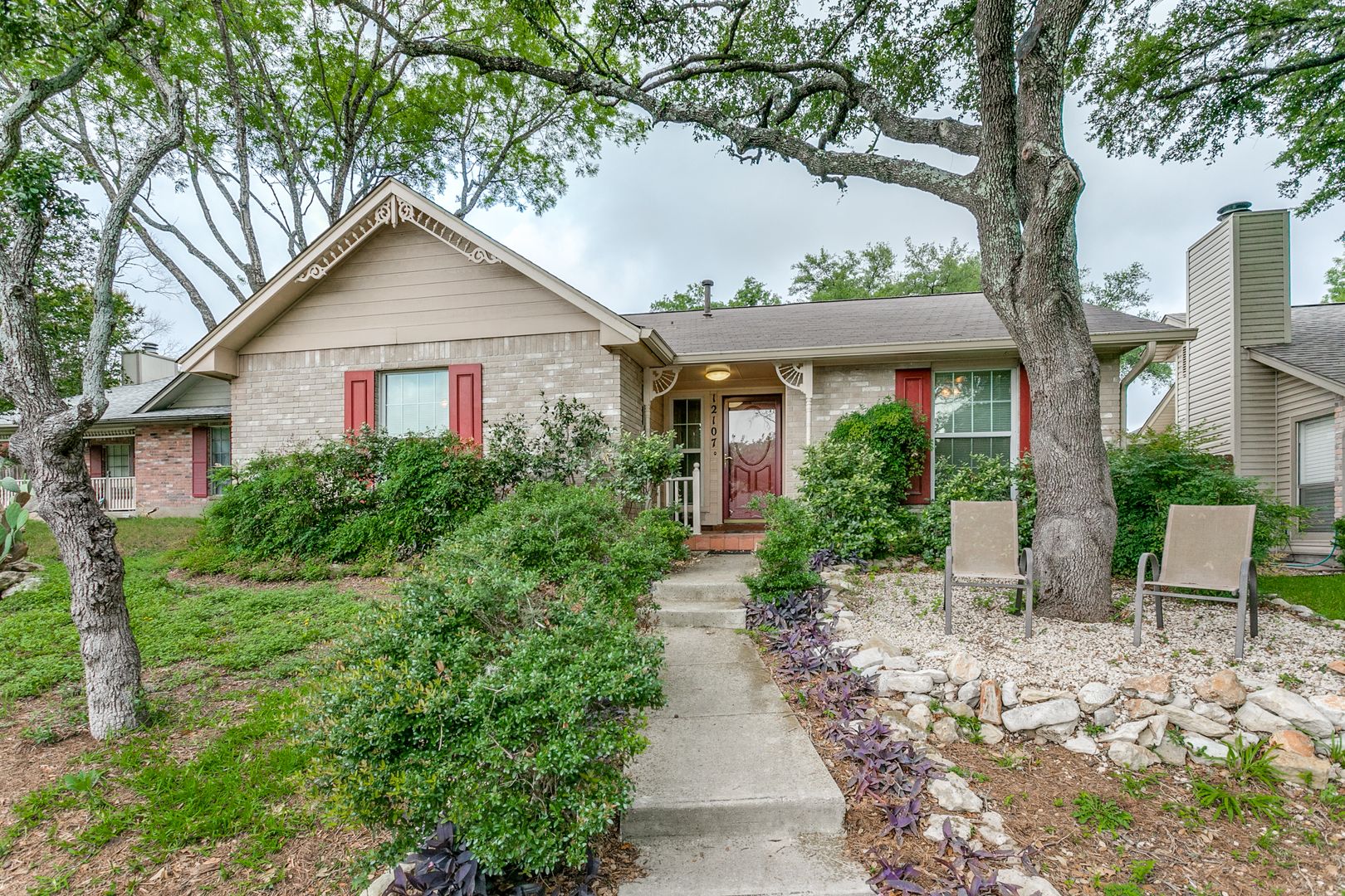 San Antonio House: 12107 Magnolia Blossom