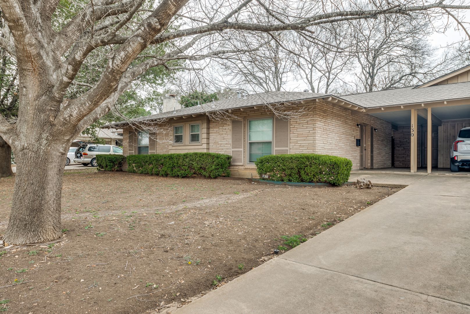 San Antonio Multiplex: 130 Treasure Way