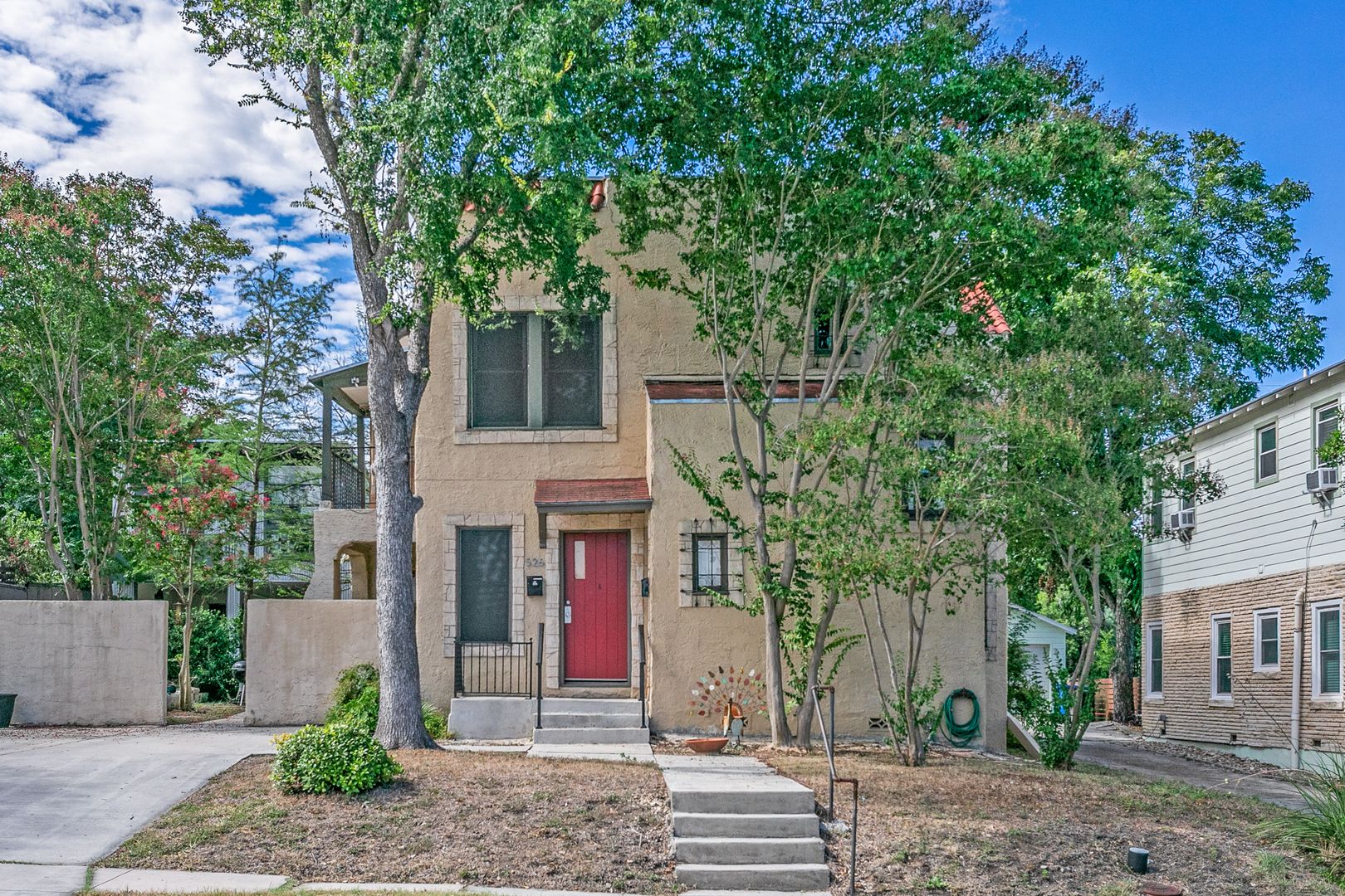 San Antonio Apartment: 526 Pershing Ave