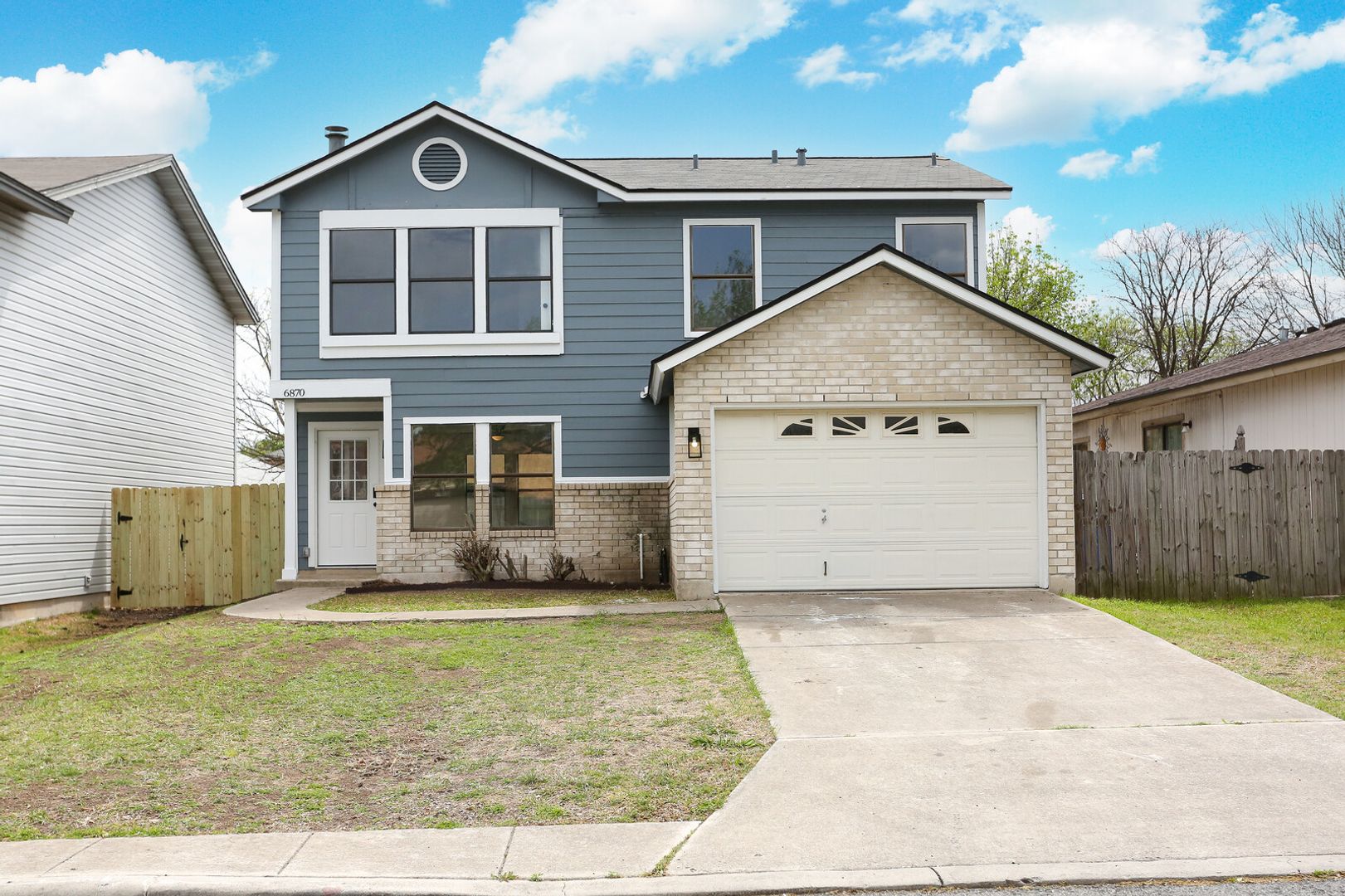 Converse House: 6870 Flaming Ridge
