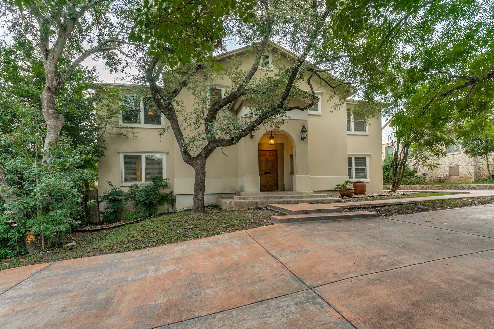 Terrell Hills House: 307 Ridgemont Ave