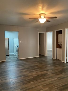 Charming 2-Bedroom – photo 1