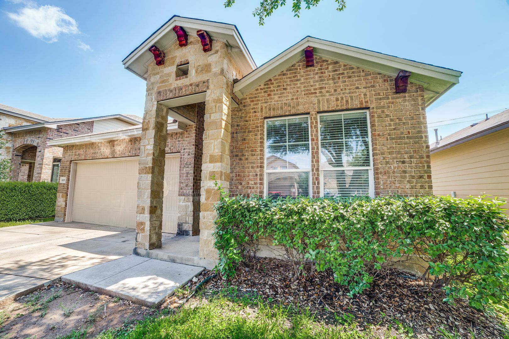 San Antonio House: 6818 Fort Bend