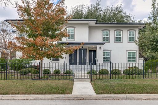 BEAUTIFUL 3-BEDROOM APARTMENT IN OLMOS PARK