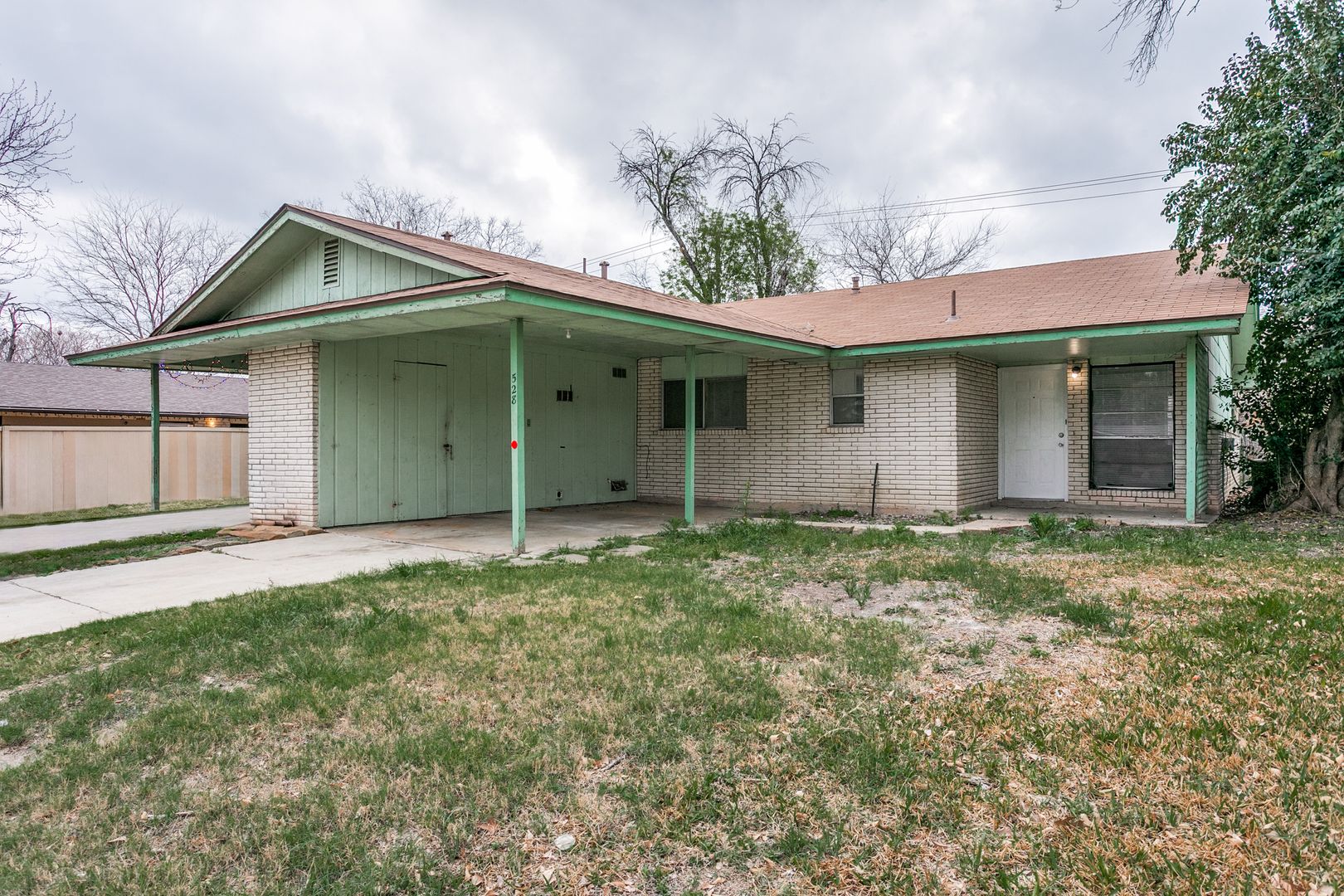 San Antonio Apartment: 528 Southtrail Dr