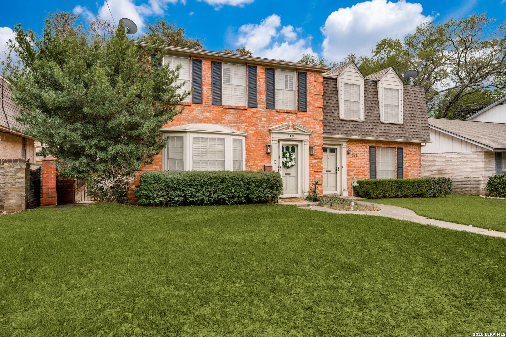 San Antonio House: 342 E Terra Alta