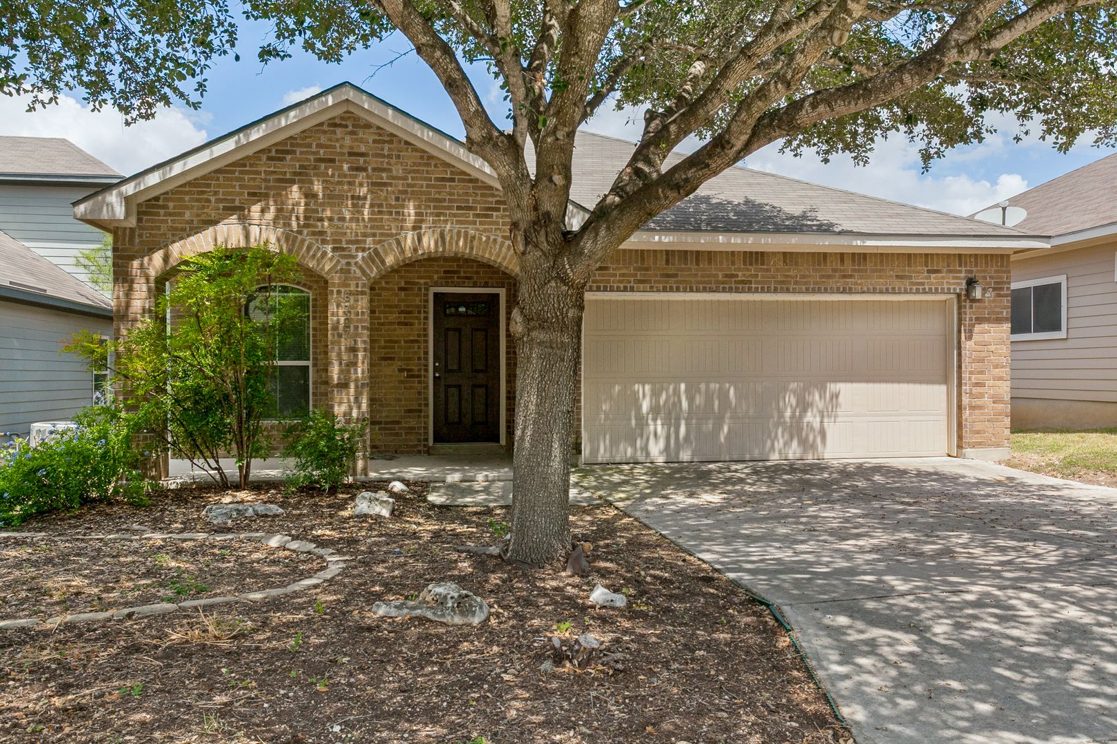 San Antonio House: 6707 Buckhorn Cliff