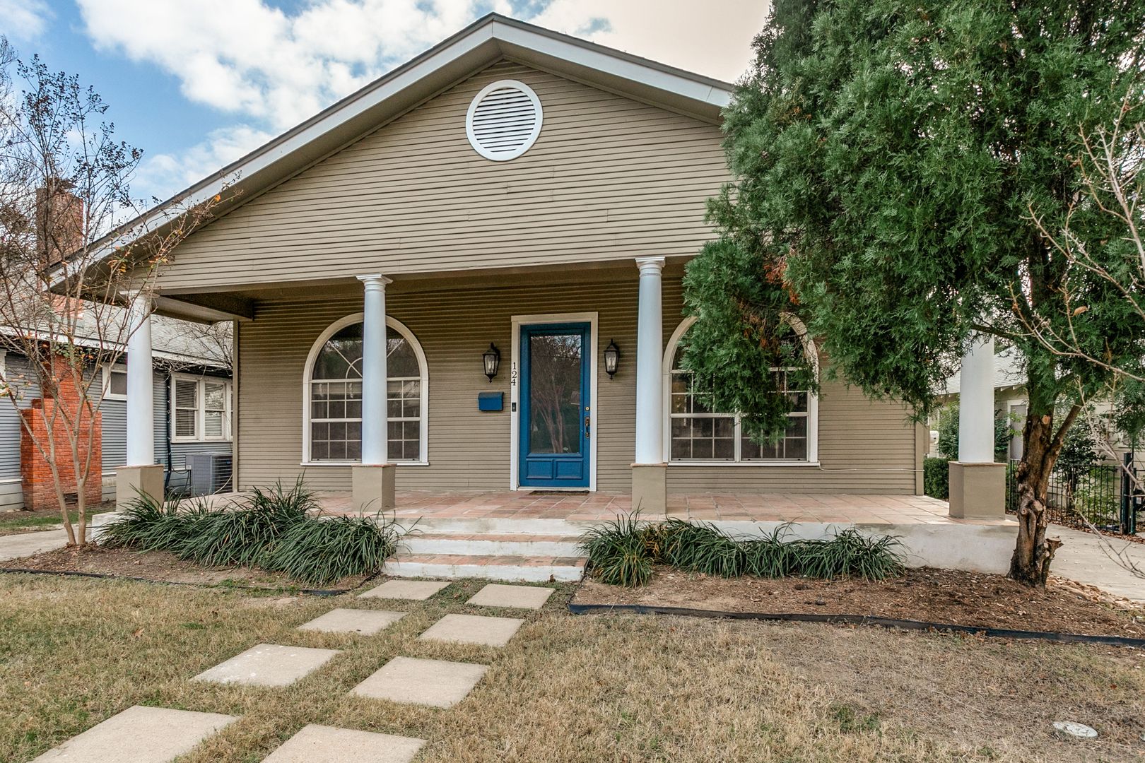 Alamo Heights House: 124 Normandy Ave