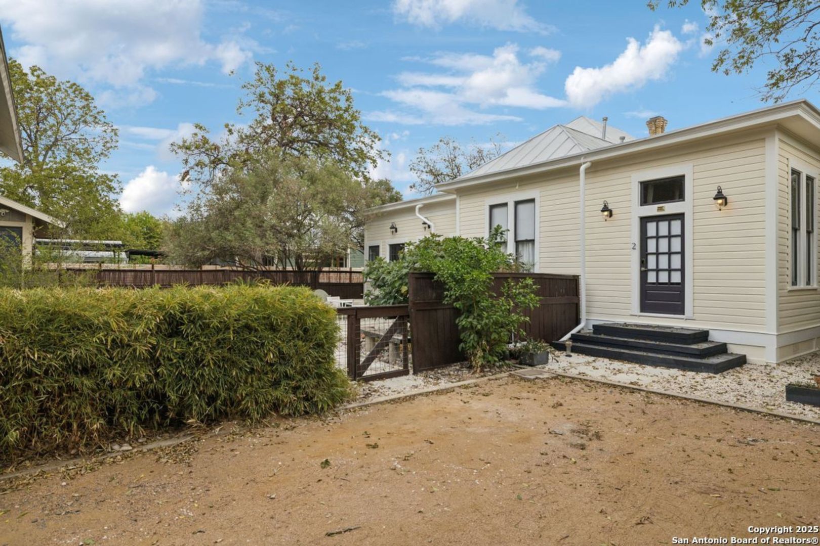 San Antonio Multiplex: 227 Claudia St Unit 2