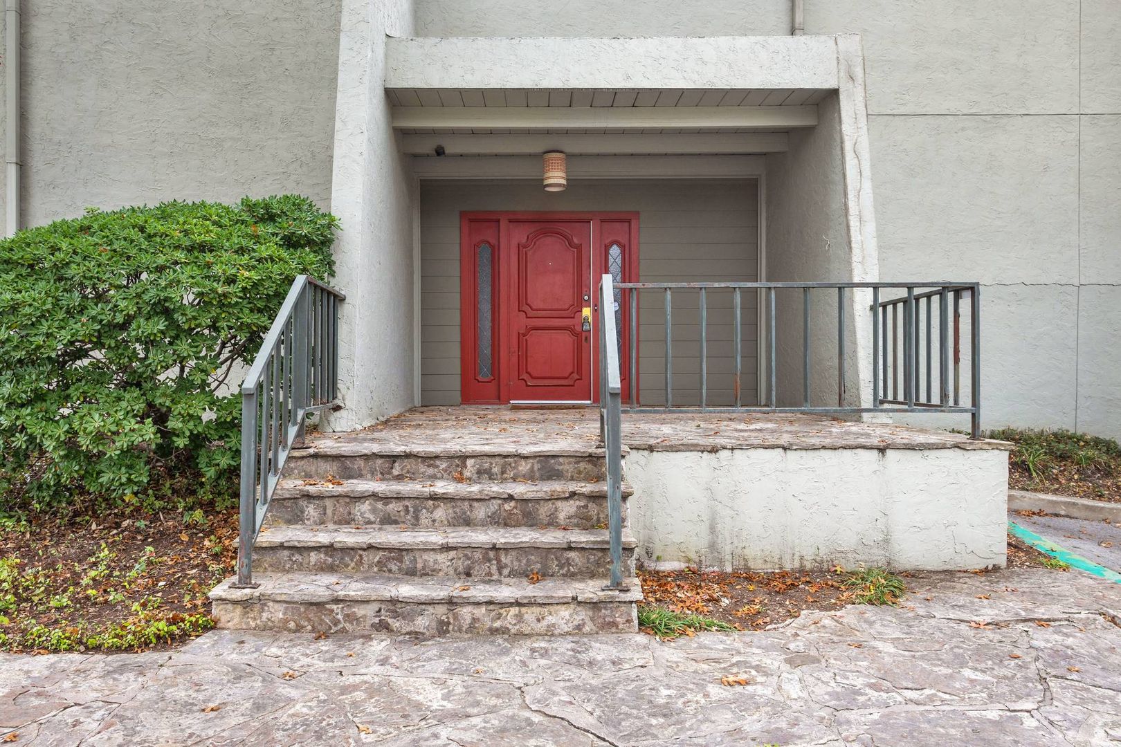 San Antonio House: 3102 Eisenhauer Rd Unit A1