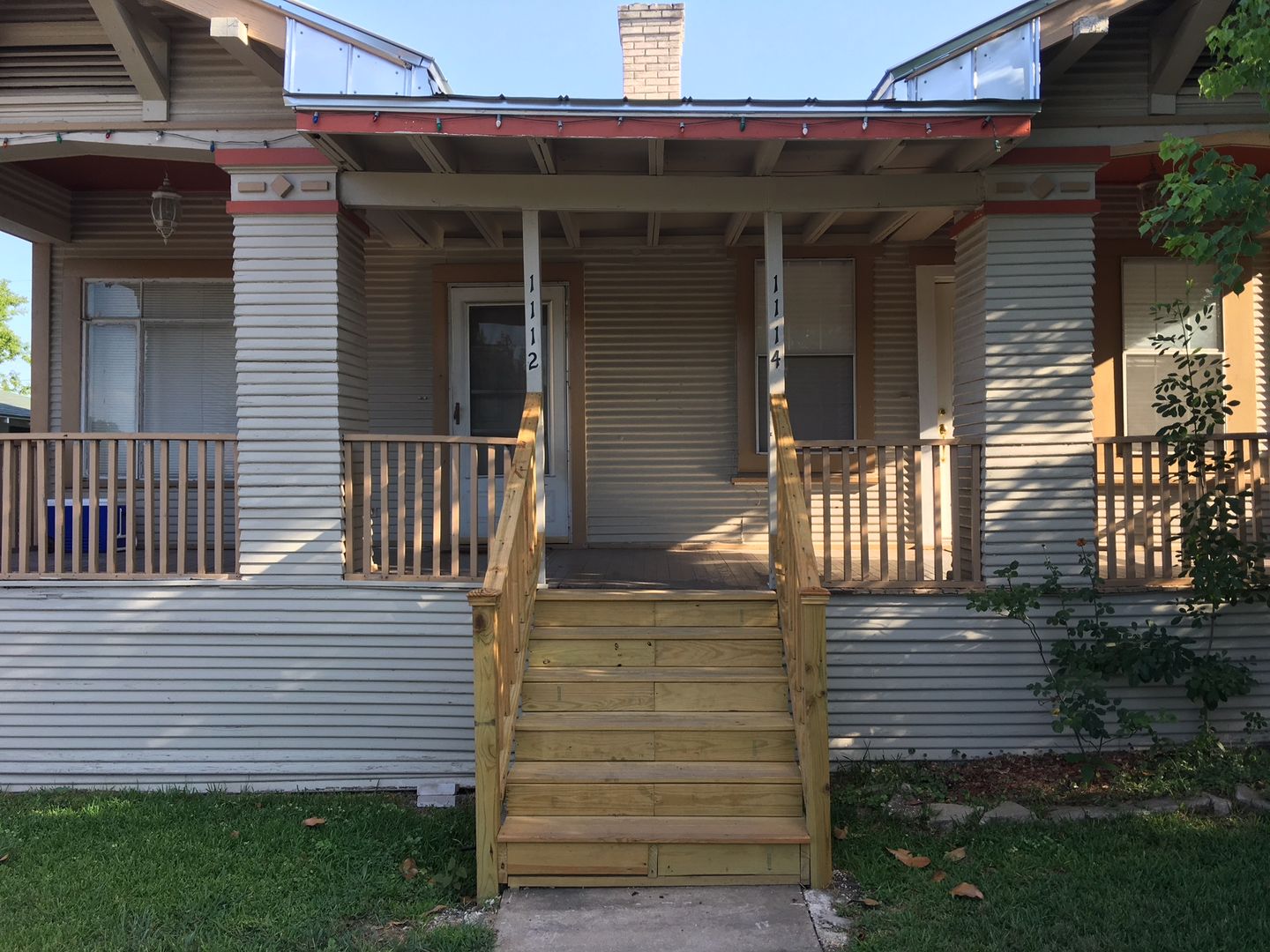 San Antonio House: 1114 W Russell Pl