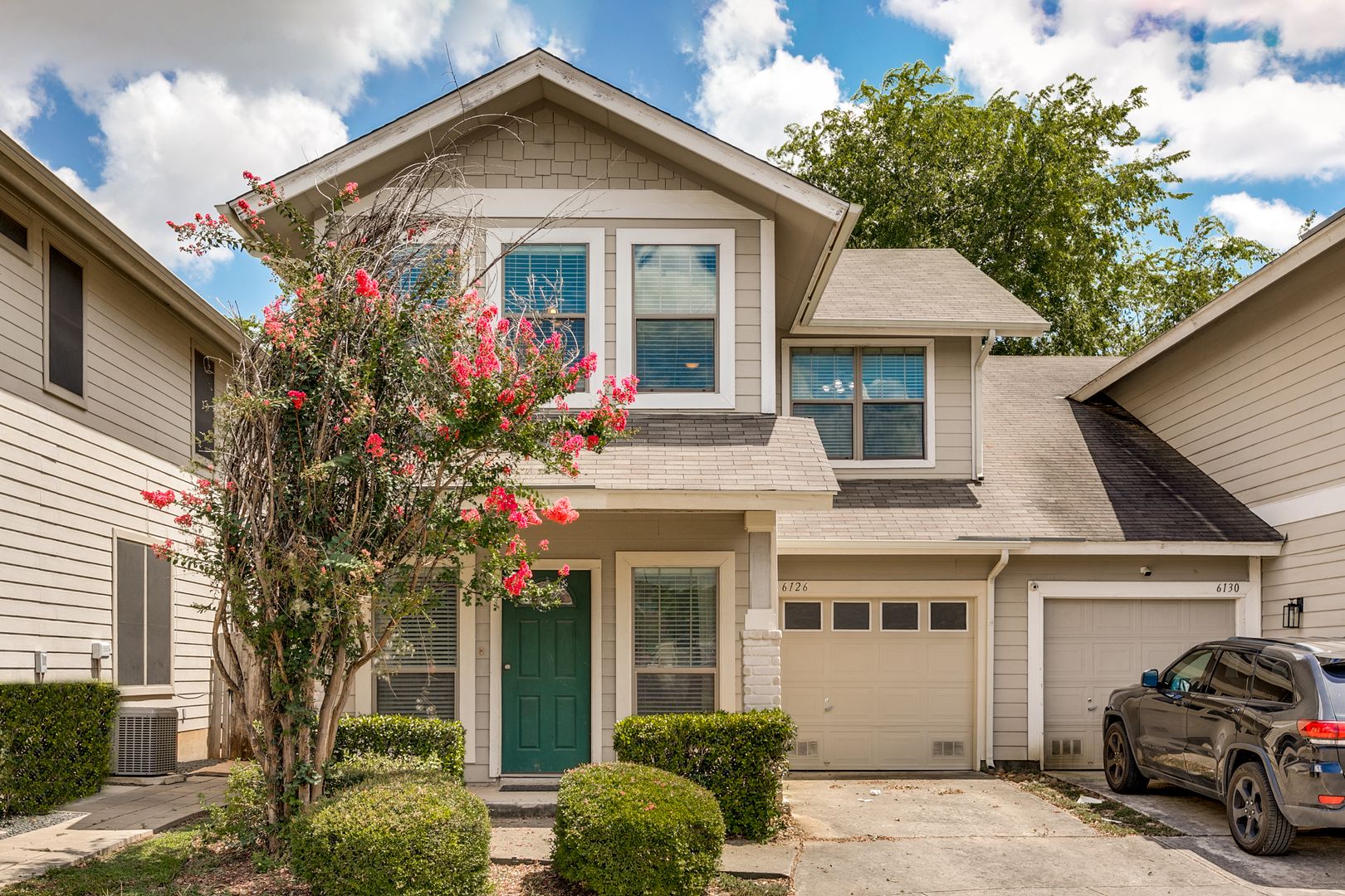 San Antonio House: 6126 S Jolie Ct