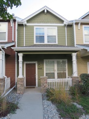 Beautiful 2 Bedroom Townhouse in Southeast Colorado Springs – photo 1