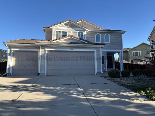 Stunning 3 Bedroom House in Southeast Colorado Springs – photo 1