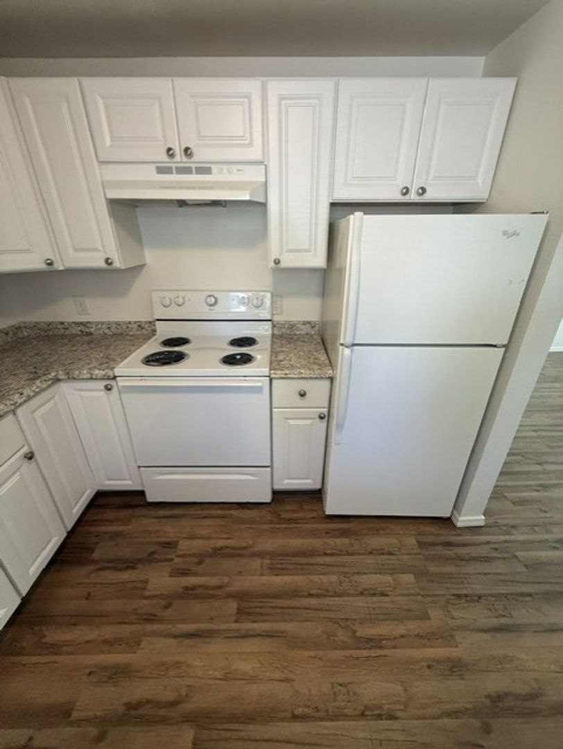 301 Apartments 6 of 11