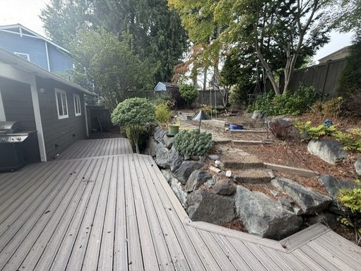 Listing photo thumbnail