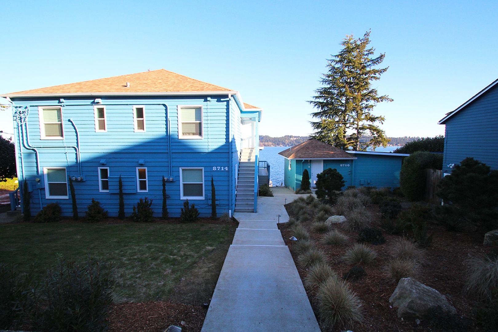 Seattle Apartment: 8716 Sand Point Way NE