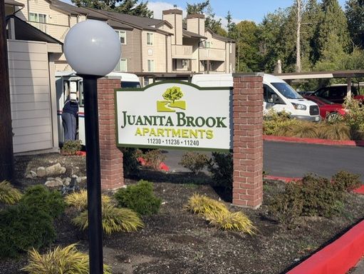 11230 NE 132nd St, Unit C-208, Kirkland, WA 98034