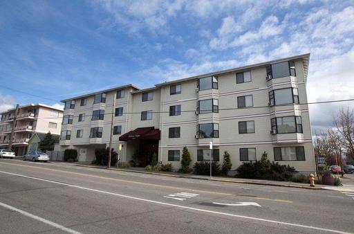 Seattle Apartment: 6500 24th Avenue NW