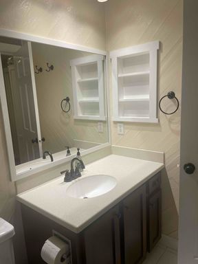 Listing photo thumbnail