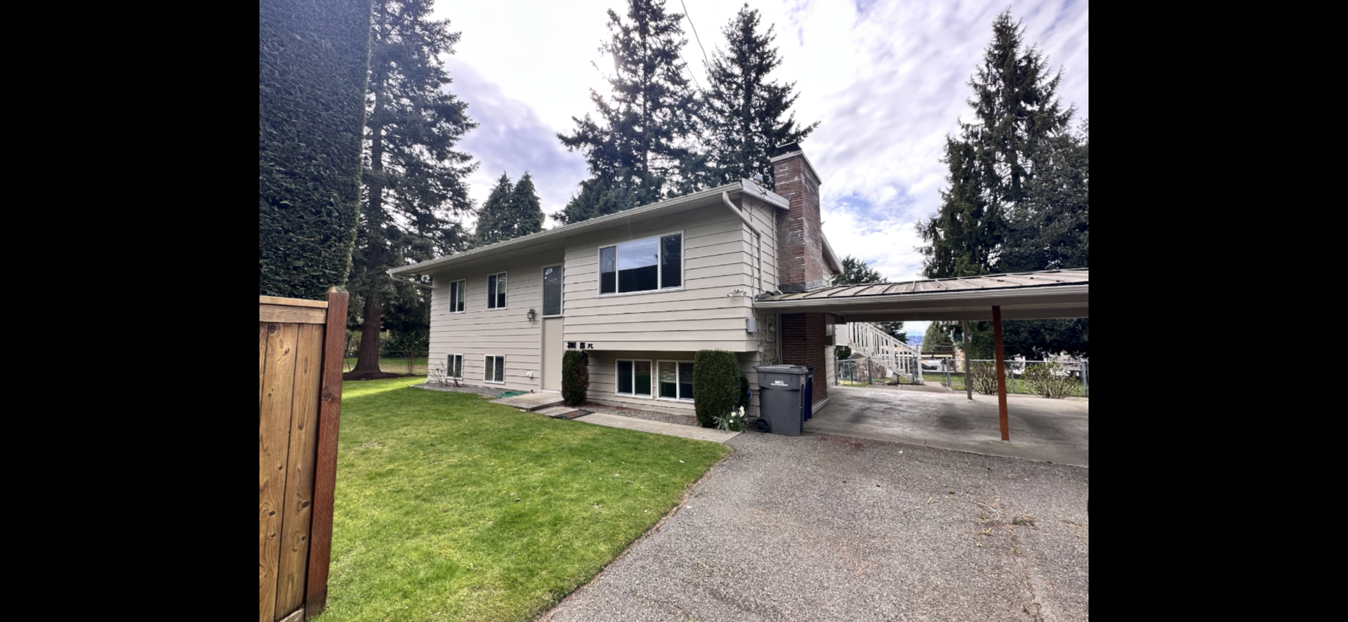 Kirkland House: 201 15th PL.