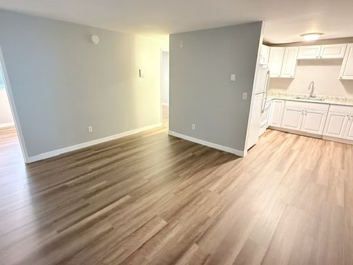 CHARMING 2 BEDROOM SEATTLE FOR RENT; AVAILABLE NOW! – photo 1