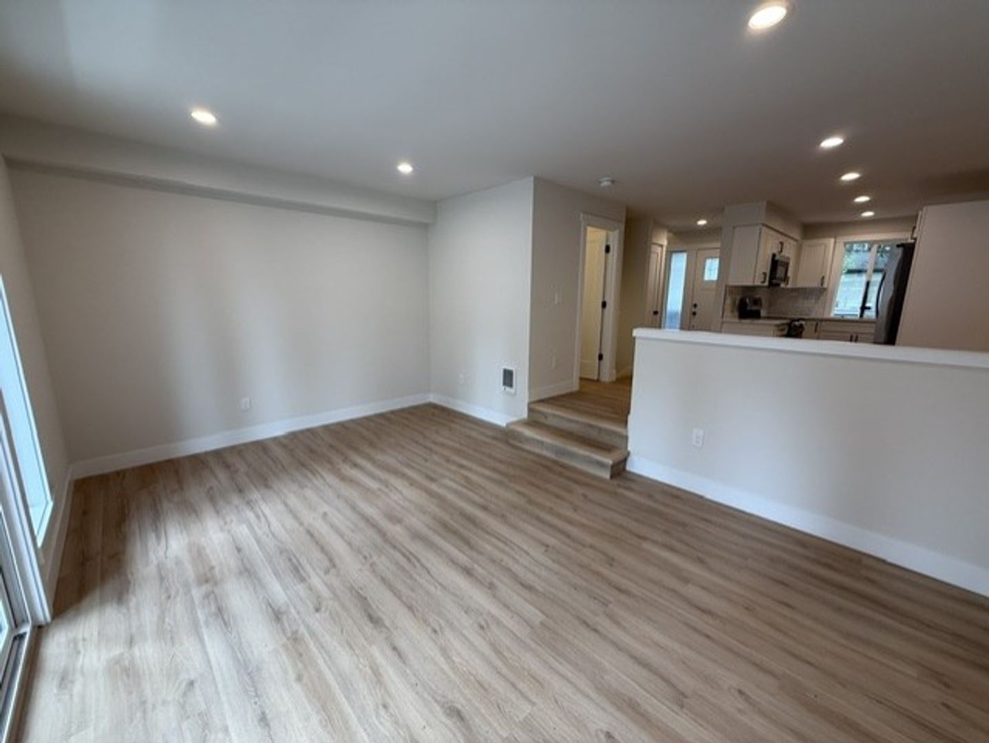 Edmonds Apartment: 7900 236th ST SW