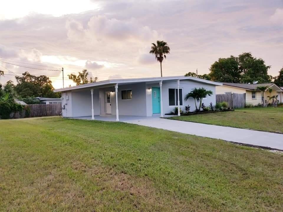 NEW PORT RICHEY House: 5103 GRAND BOULEVARD