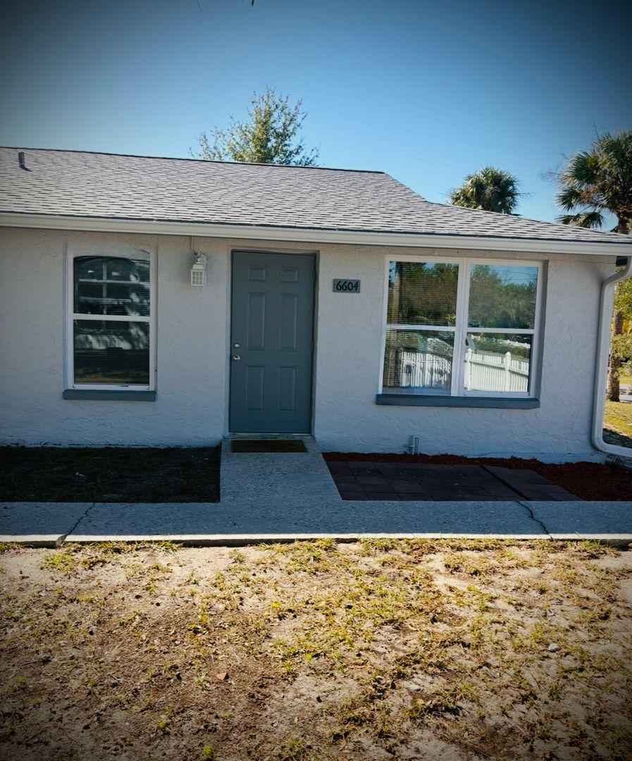 NEW PORT RICHEY Apartment: 6604 VAN BUREN STREET