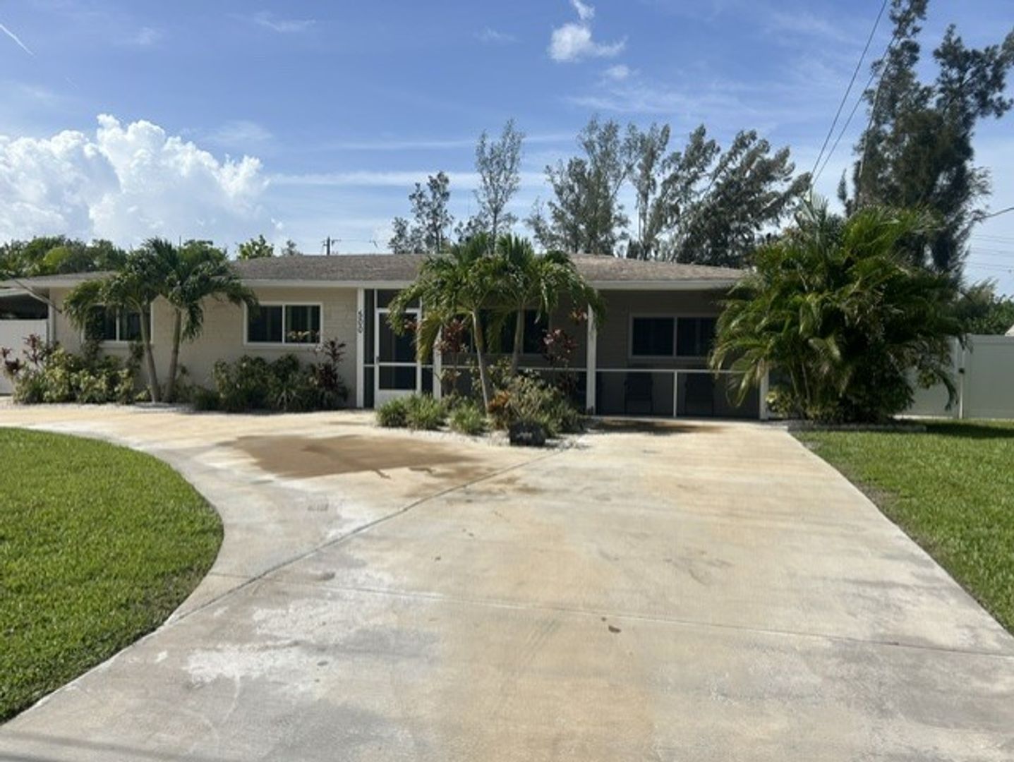 ST PETERSBURG House: 500 55TH AVENUE NORTH
