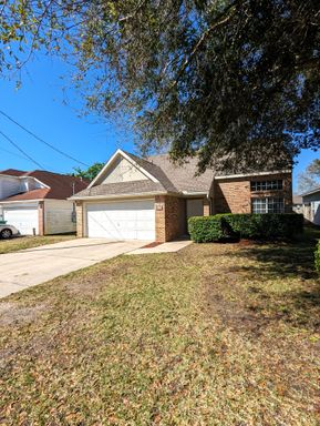 4 Bedroom, 3 Bath home in Mary Esther