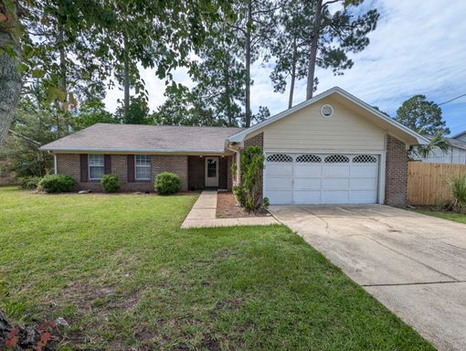 3 Bedroom 2 Bath home in Fort Walton Beach – photo 1