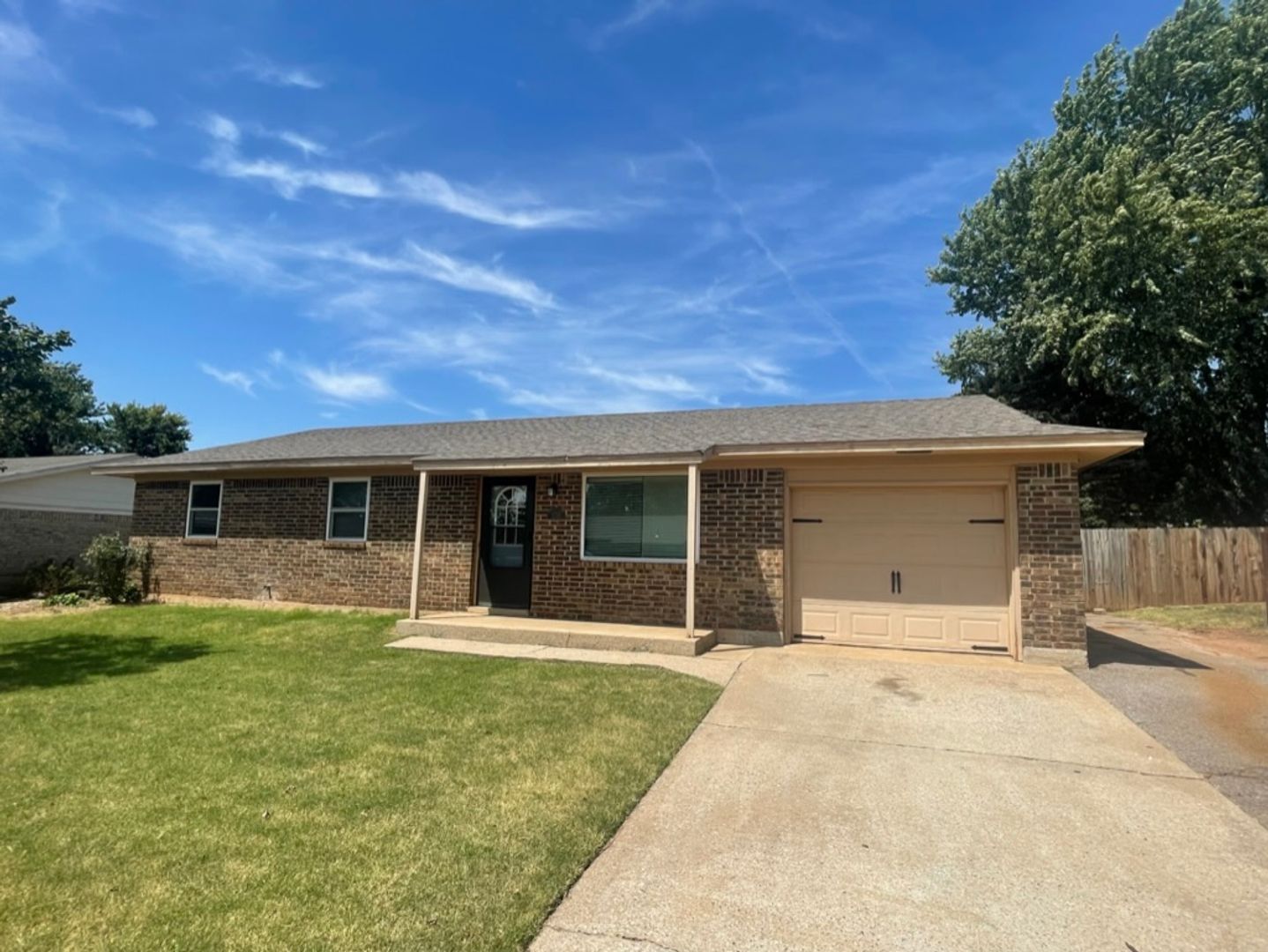 Weatherford House: 138 Ridgeline