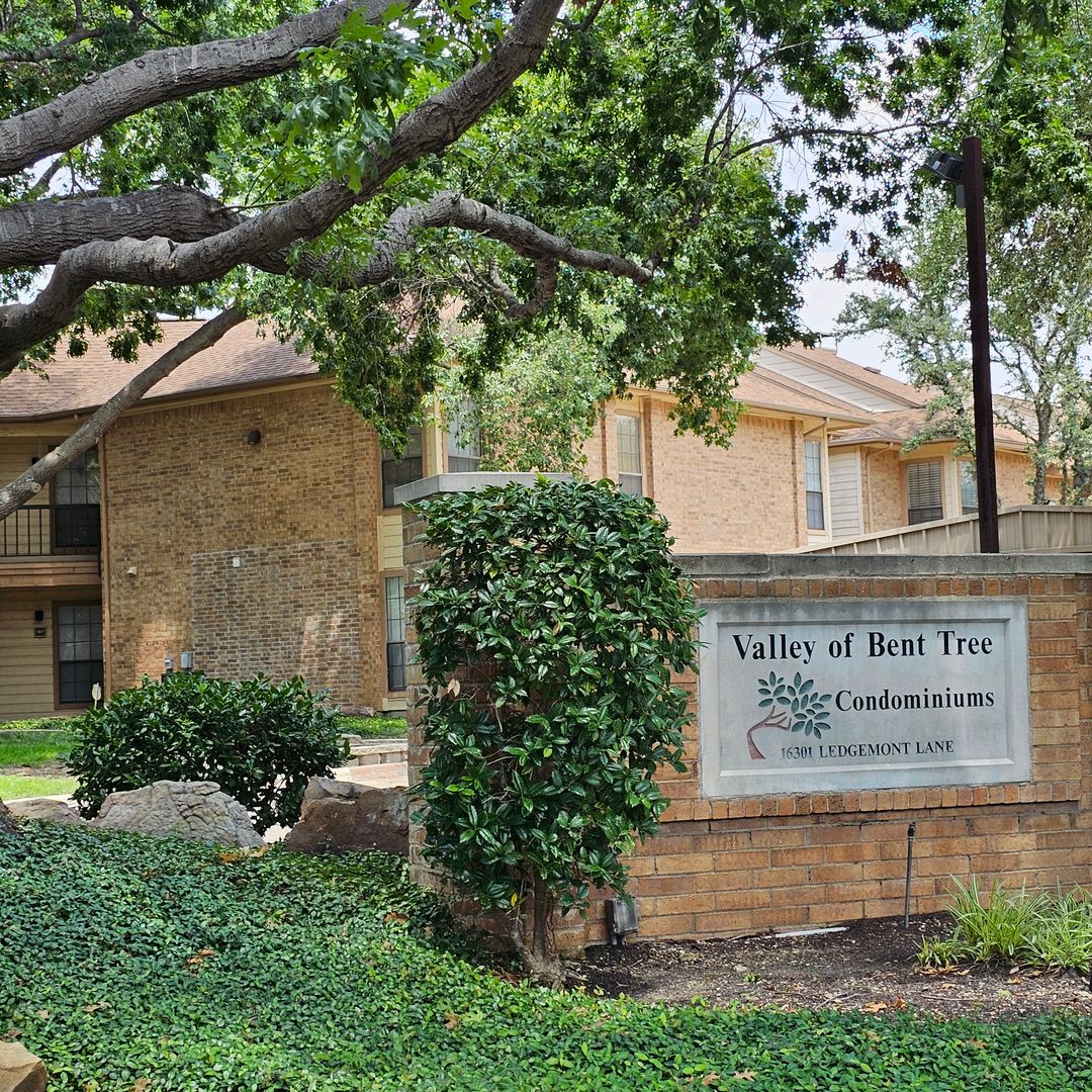 ADDISON Condo: 16301 LEDGEMONT LN # 174