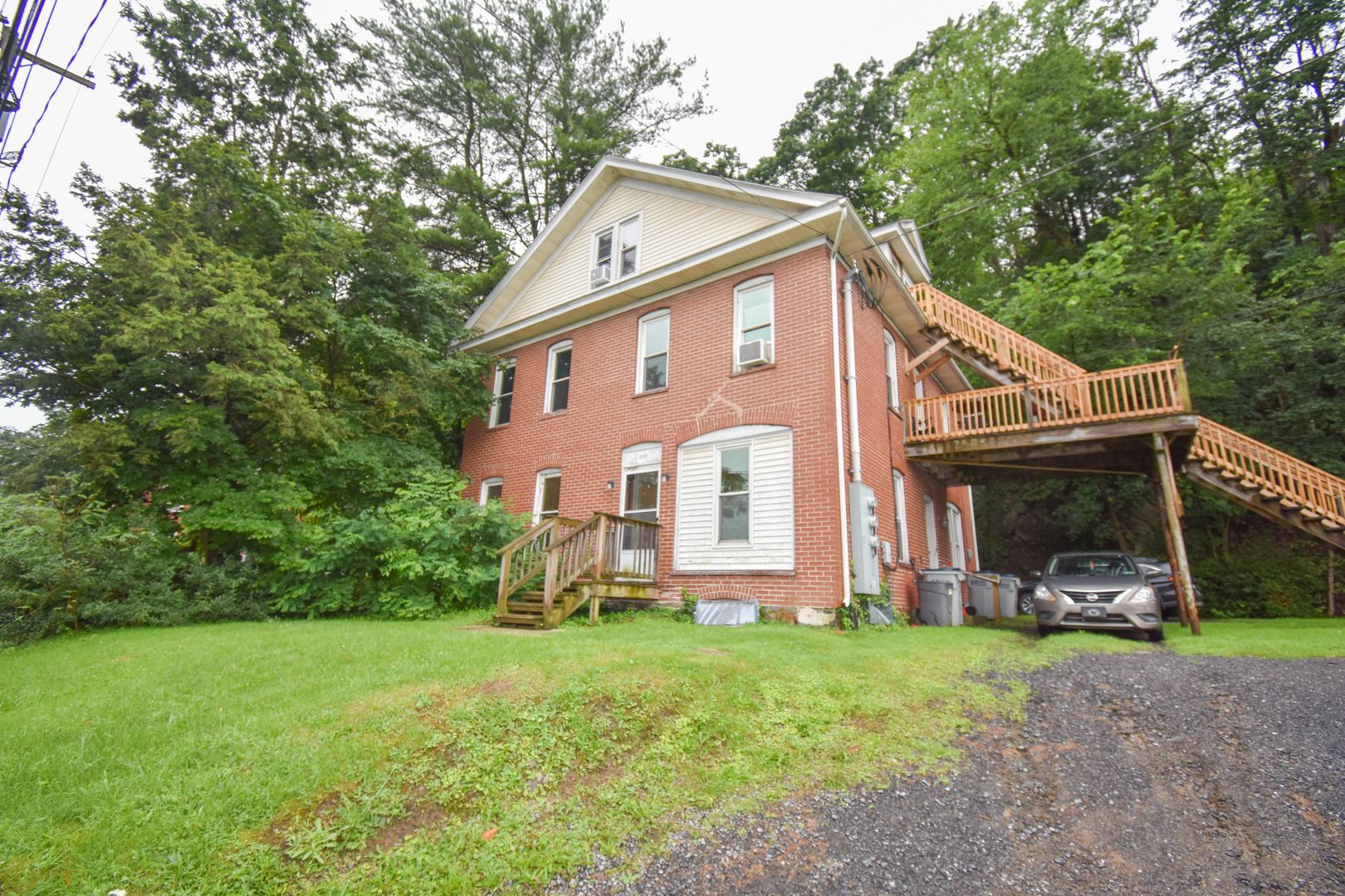 LOCK HAVEN Apartment: 155 N. FAIRVIEW ST.