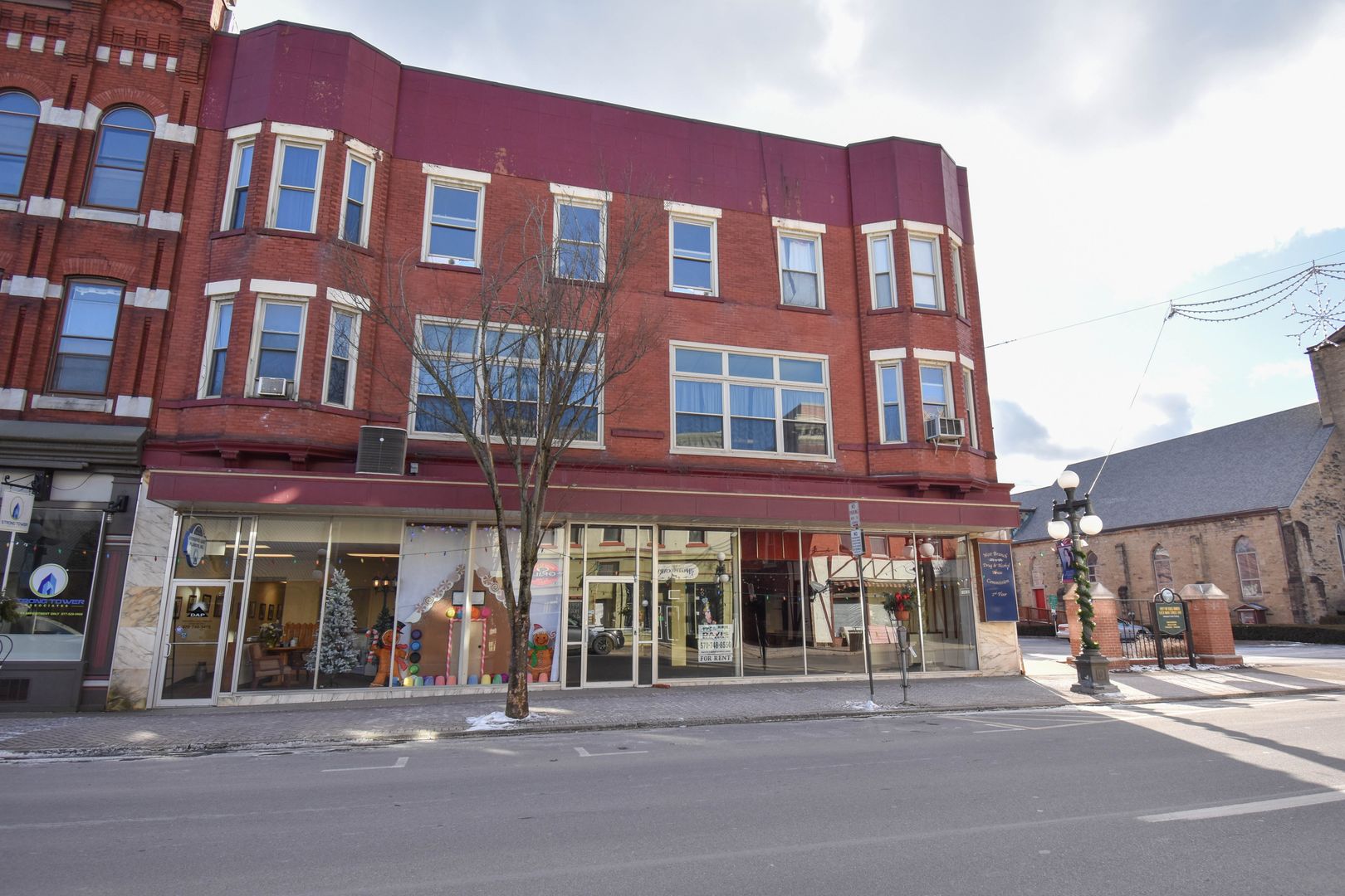 Lock Haven Apartment: 124 East Main St.