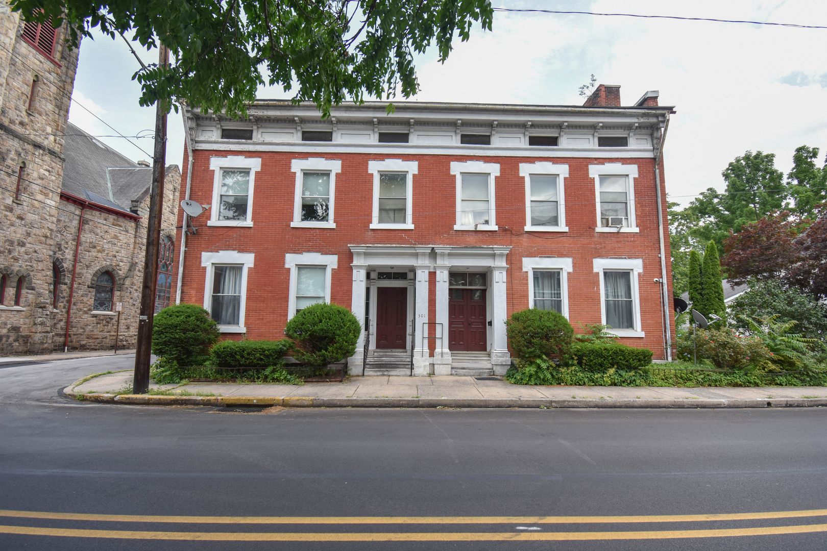 Jersey Shore Apartment: 301 S Main St.