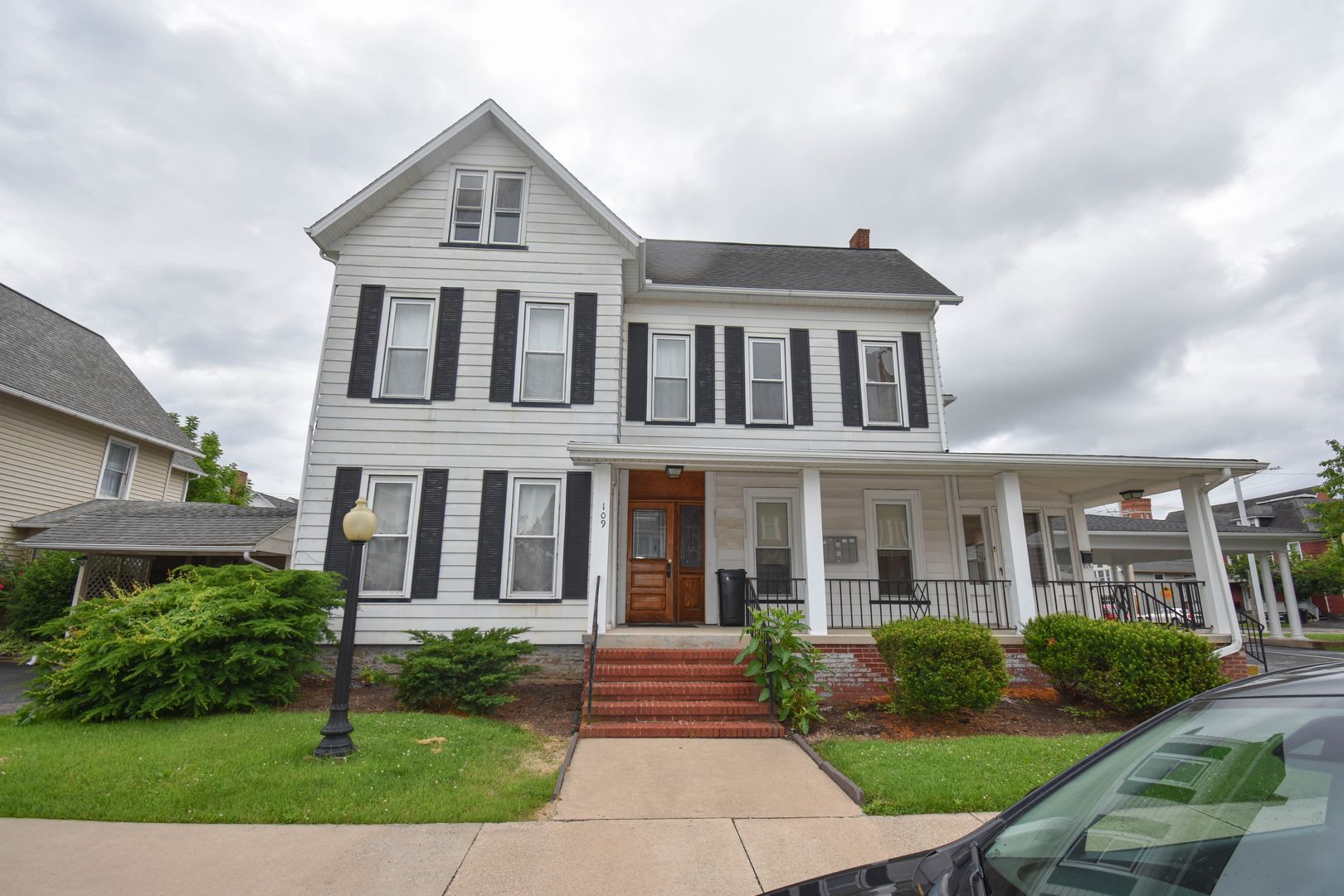 Lock Haven Apartment: 109 W Church St