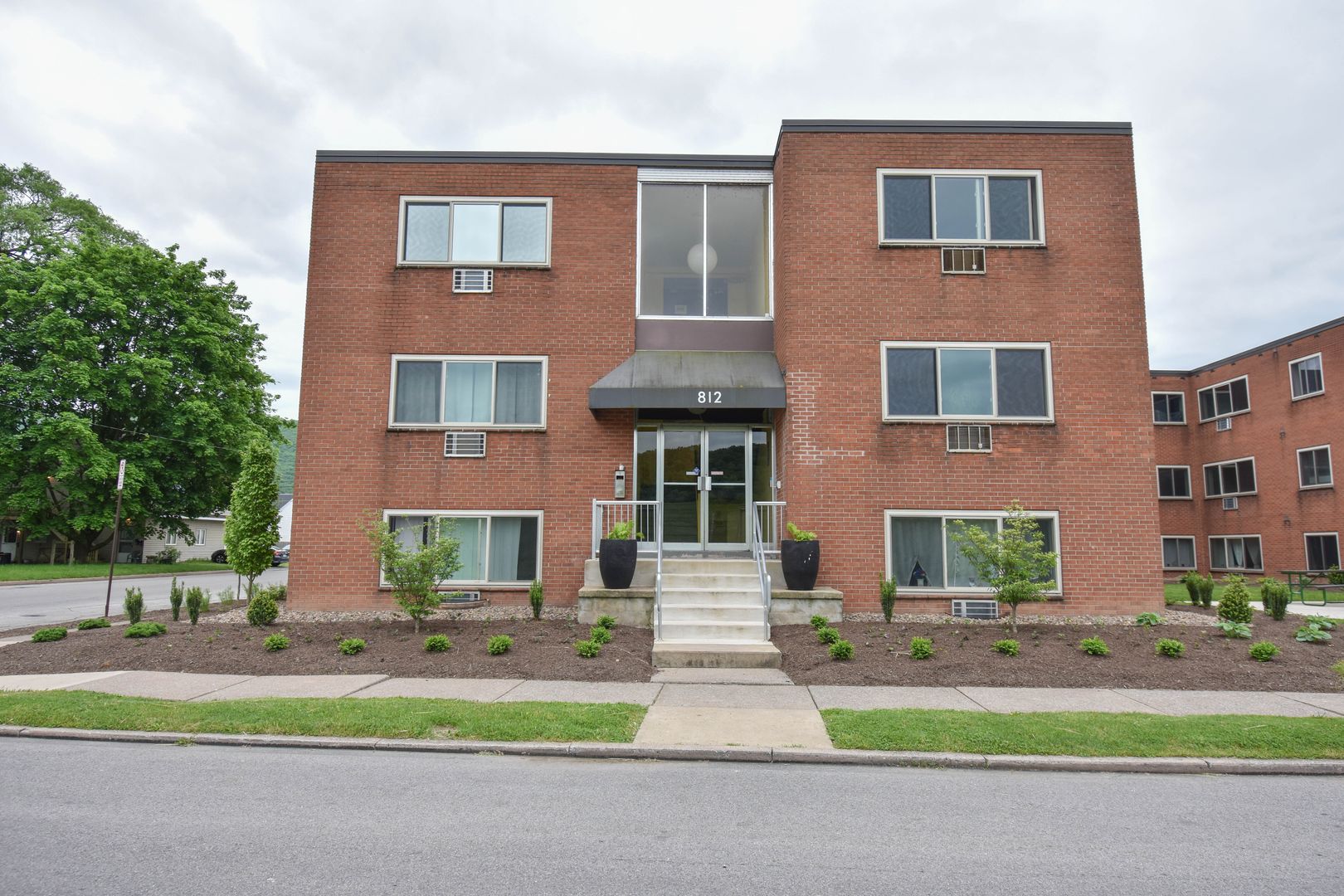 Lock Haven Apartment: 810 - 812 E WATER ST