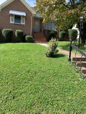 4 Bed 2.5 Bath Rental at 1019 Brentwood Avenue, Lynchburg, VA – photo 1